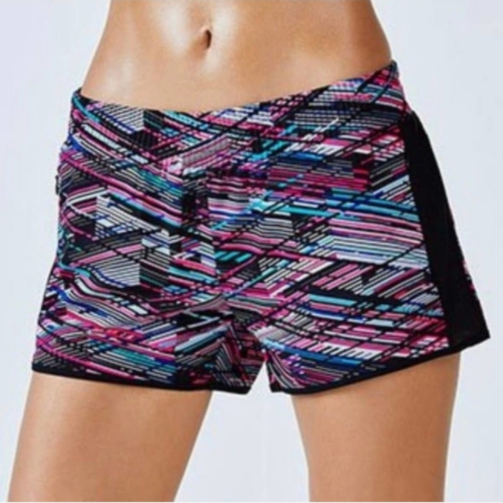 Fabletics Fallon Short w/ compression short